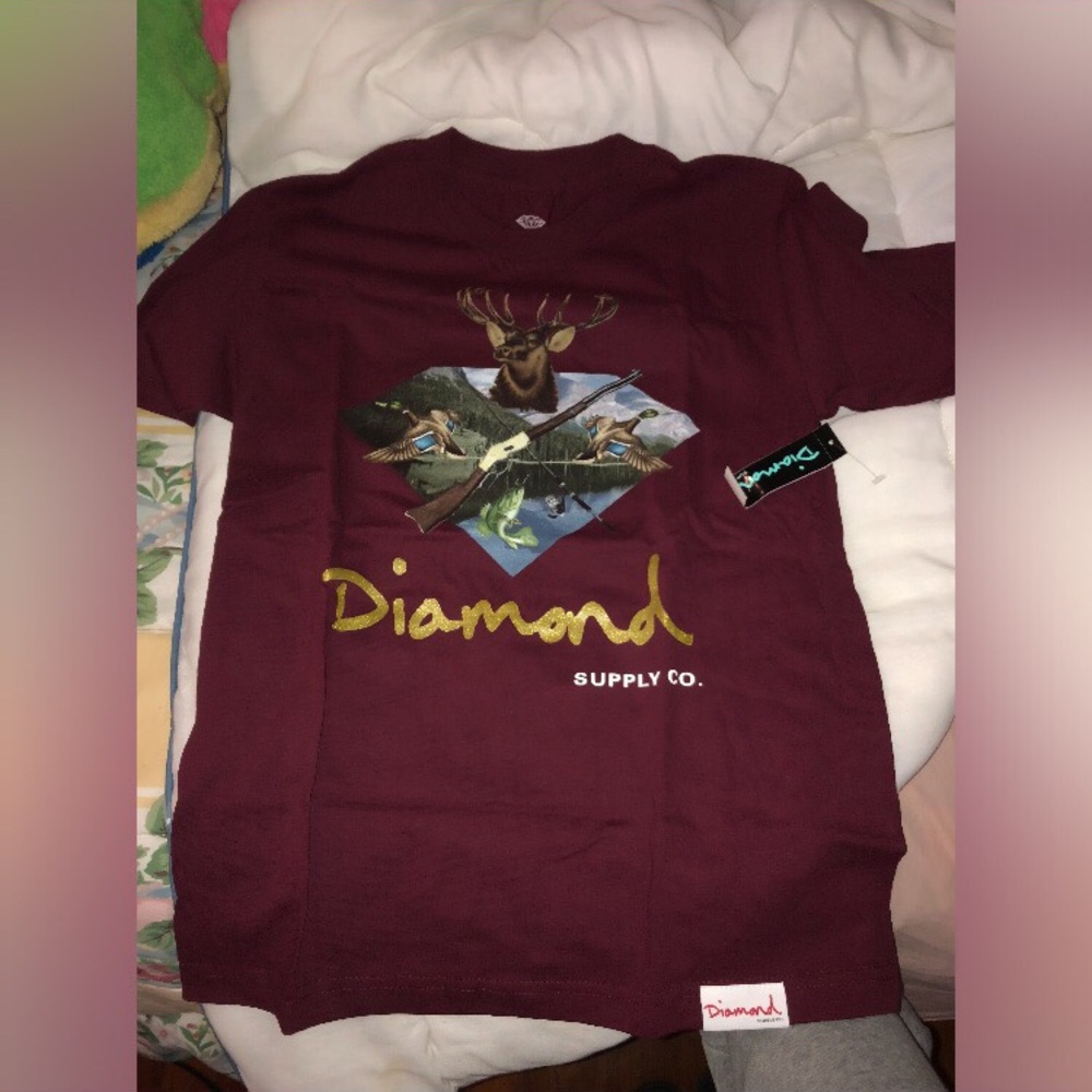 NWT Diamond brand T-shirt size small